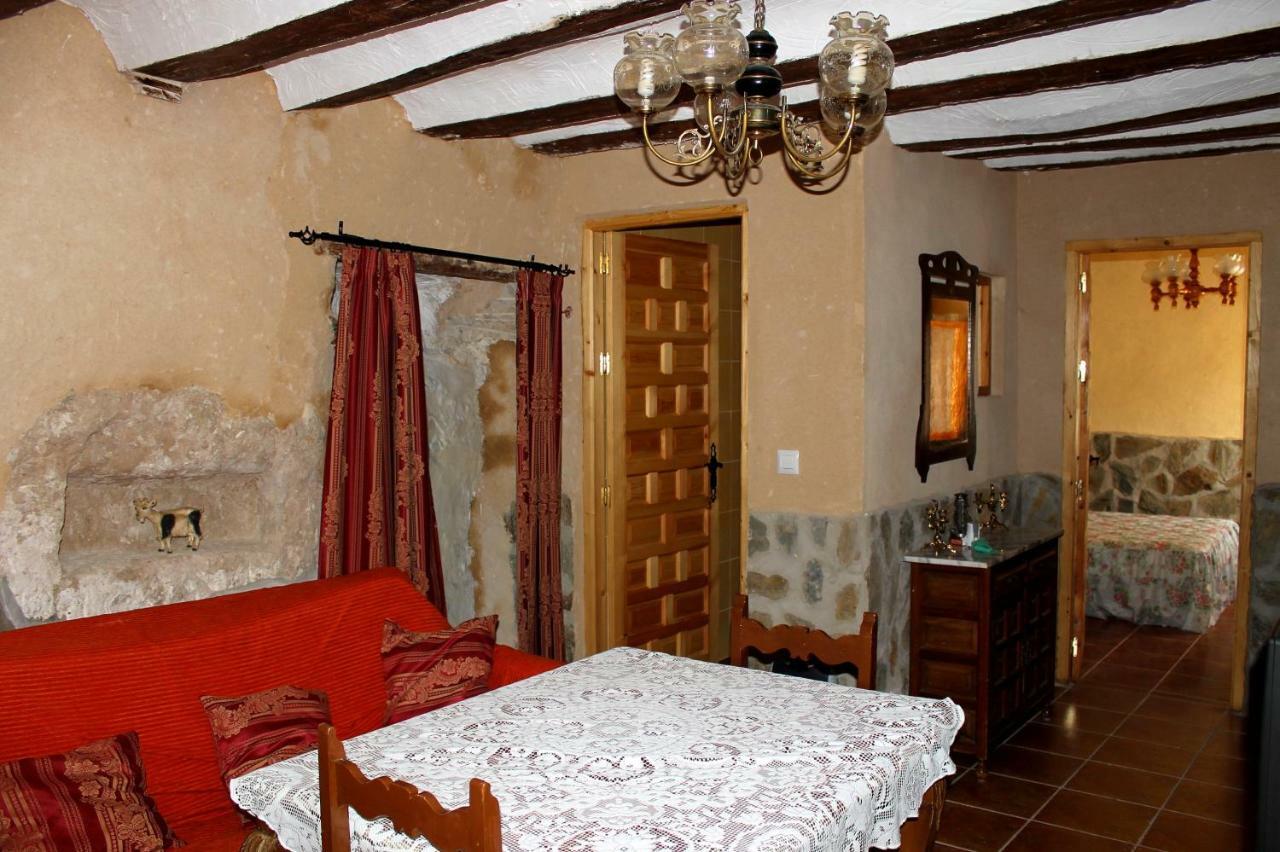 Casa Rural Con Jacuzzi Paraiso Del Jucar Алькала-дель-Хукар Екстер'єр фото